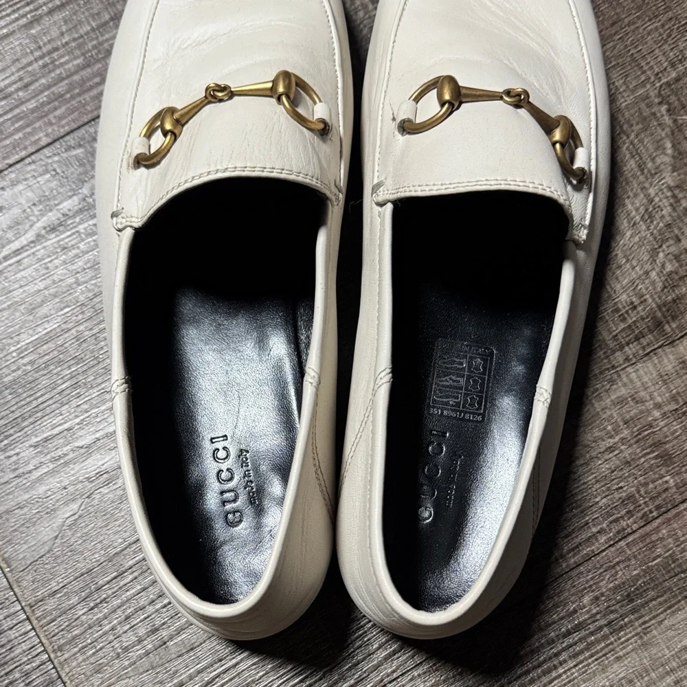 Gucci Brixton Horsebit White Leather Loafers with Gold Hardware - Picture 9 of 14